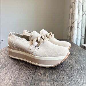 Dolce Vita Dune Suede Jhenne Platform Sneakers Beige